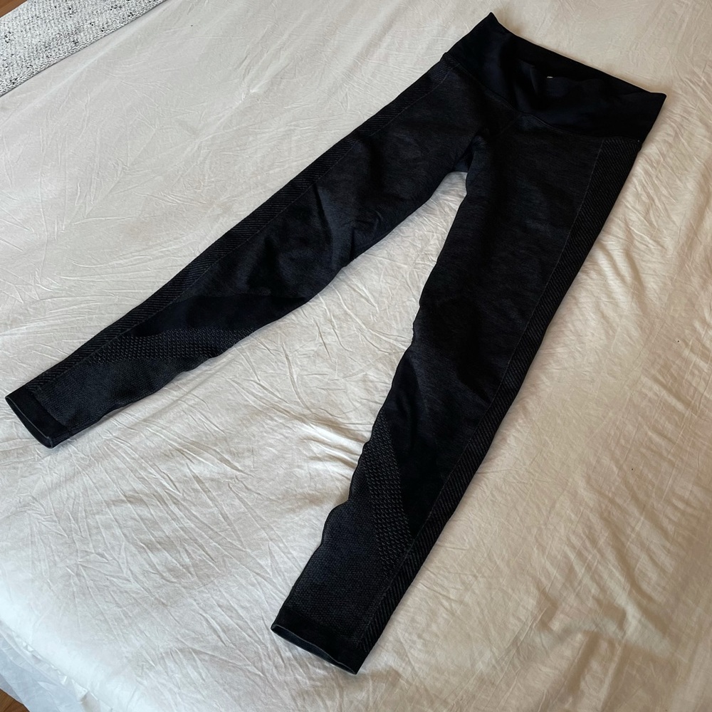 🎉Sale!🎉 Athleta Compressive Tight